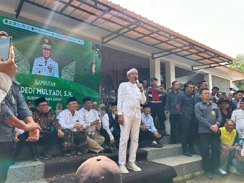 KDM Kunjungi Ponpes Al-Mizan Wanajaya: Kiai Harus Jadi Penjaga Bumi