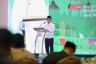 &nbsp;Menteri Koordinator Bidang Pembangunan Manusia dan Kebudayaan (Menko PMK) Pratikno menegaskan bahwa pesantren memiliki posisi strategis dalam membangun sumber daya manusia unggul dan mendorong kemajuan Indonesia.